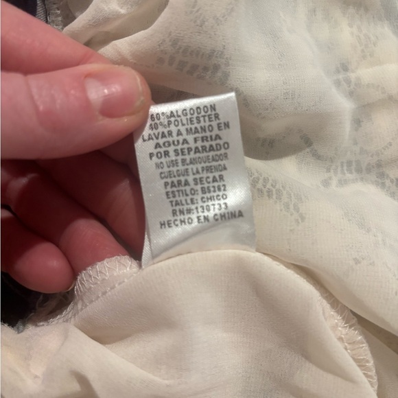 Umgee Cold Shoulder Chambray Plaid Dress Size Small. Style #130733. - Picture 7 of 7